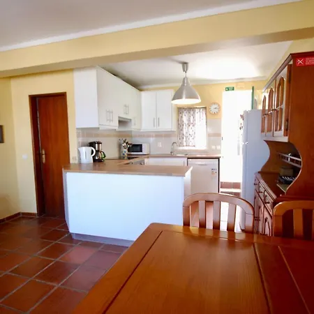 Sofia House - Baleal Island, Ocean View Patio And Bedroom